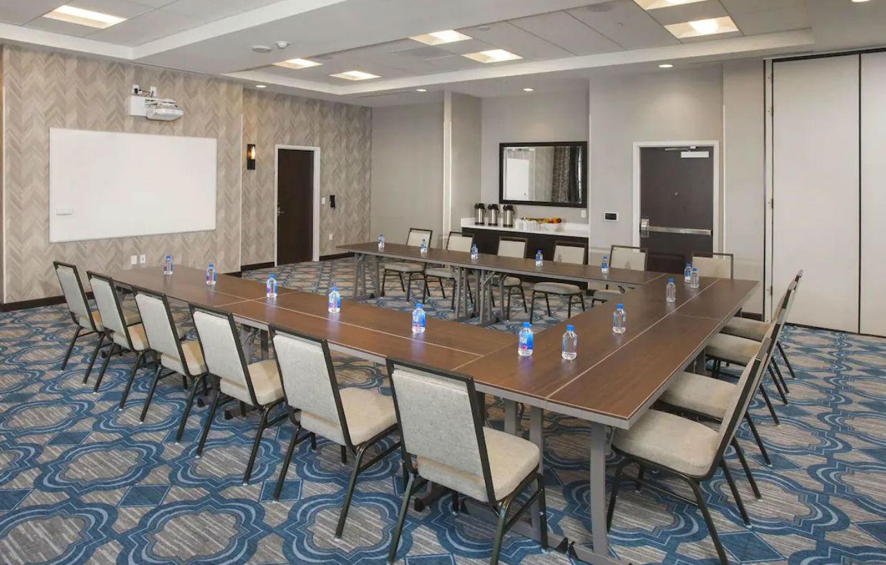 Hilton Garden Inn Burbank Los Angeles Eksteriør billede